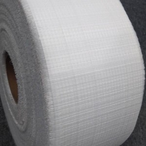 Полиестерска мрежна ткаенина Laid Scrims за производство на цевки GRP (10)