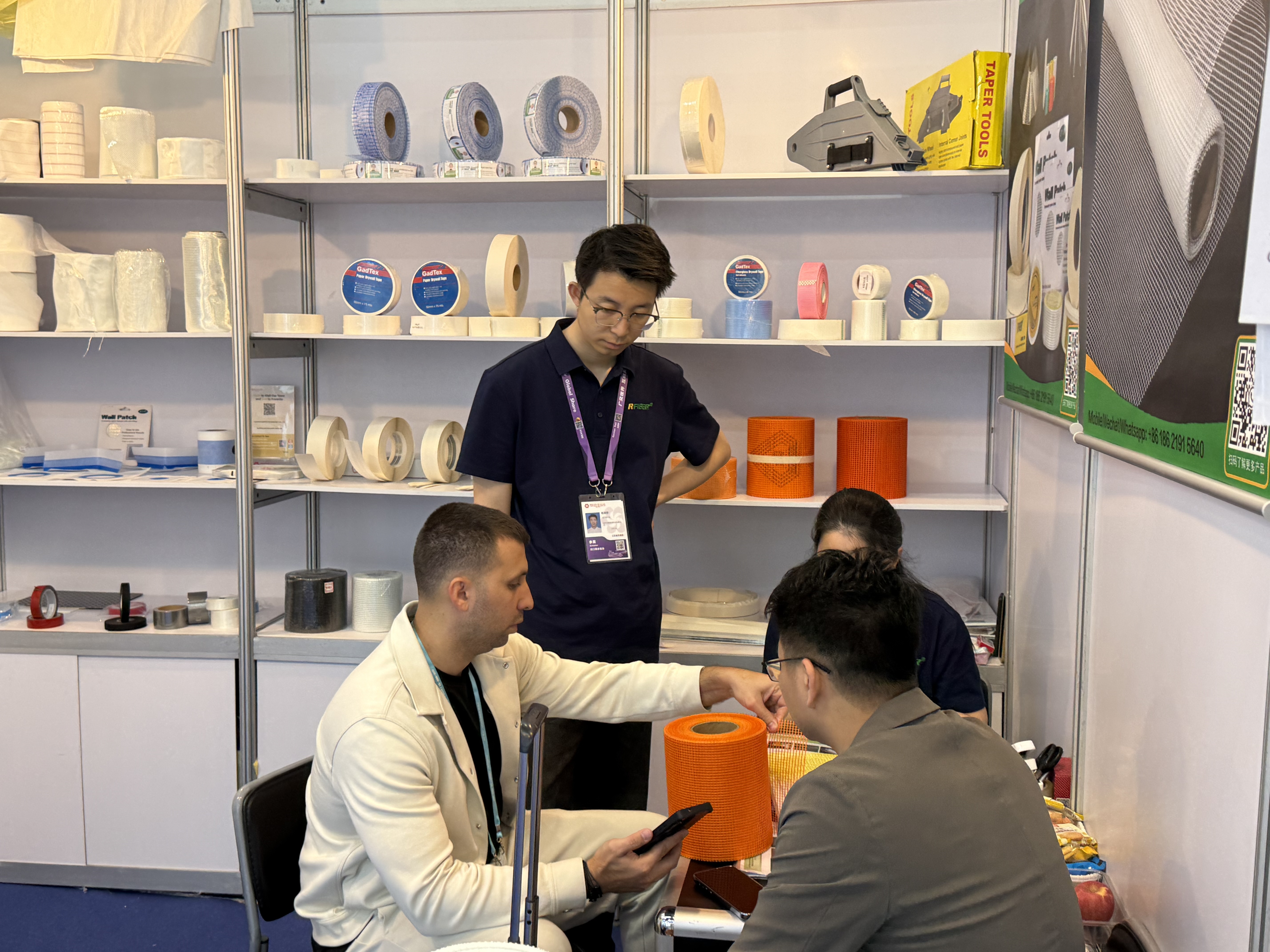 d349bde5-f21d-4d23-864f-aea0d164339c